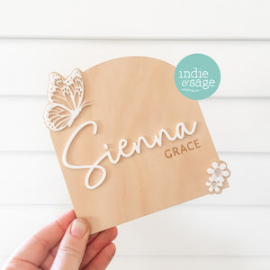 Birth Announcement Plaque - Delicate Butterfly Design / Butterfly Name Announcement Sign