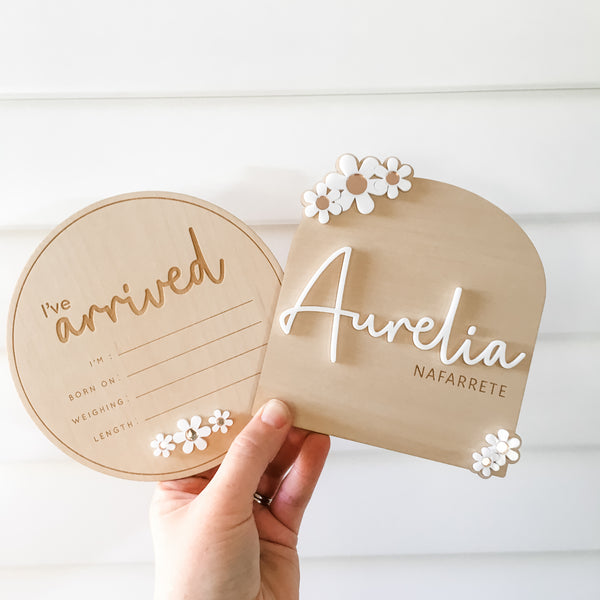 Birth Announcement Plaque - Personalised Rose Gold and White Floral Design)