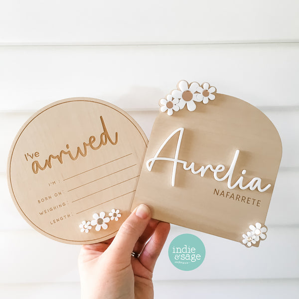 Birth Announcement Plaque - Personalised Rose Gold and White Floral Design)