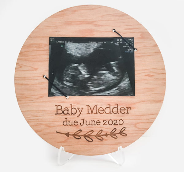 Personalised Ultrasound Pregnancy Announcement Sign (Wooden Baby Announcement, New Baby Arrival Plaque)