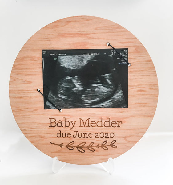 Personalised Ultrasound Pregnancy Announcement Sign (Wooden Baby Announcement, New Baby Arrival Plaque)